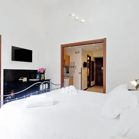 4bnb - Cavour Square Apartmán *