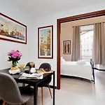 4bnb - Cavour Square شقة *