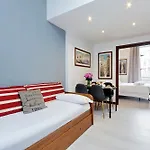 4bnb - Cavour Square *