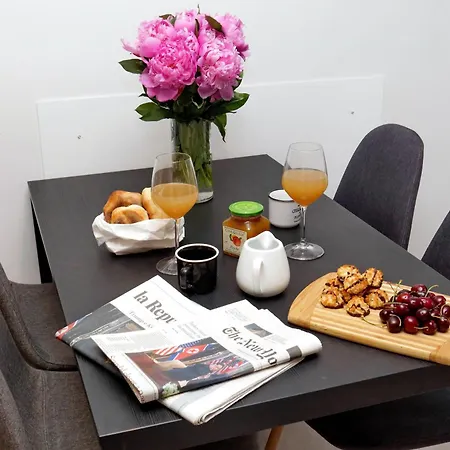 4bnb - Cavour Square *