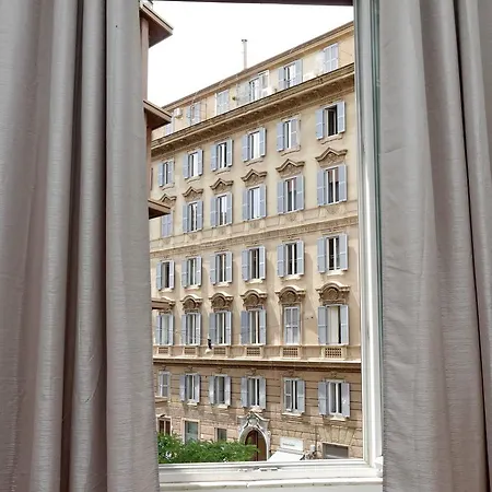 4bnb - Cavour Square شقة *