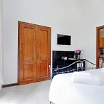 4bnb - Cavour Square *
