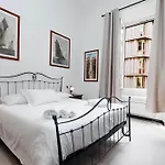 4bnb - Cavour Square * רומא