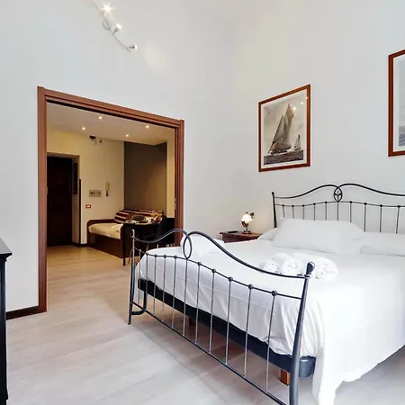 4bnb - Cavour Square Apartment *