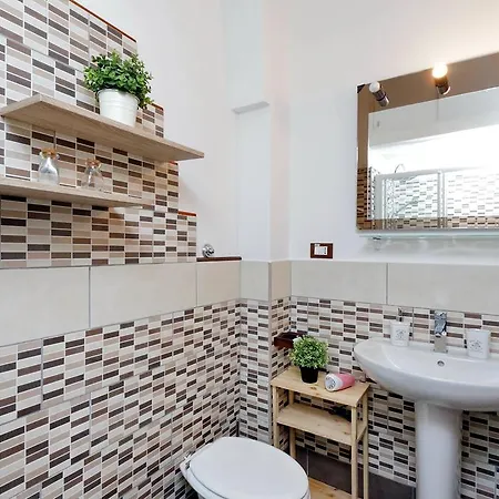 4bnb - Cavour Square